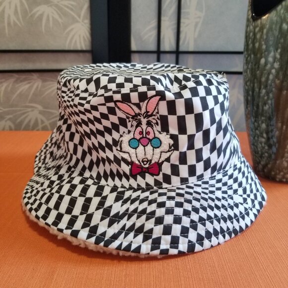 Disney Parks Alice In Wonderland Reversable White Rabbit Bucket Hat Adult - NWT - Picture 1 of 4
